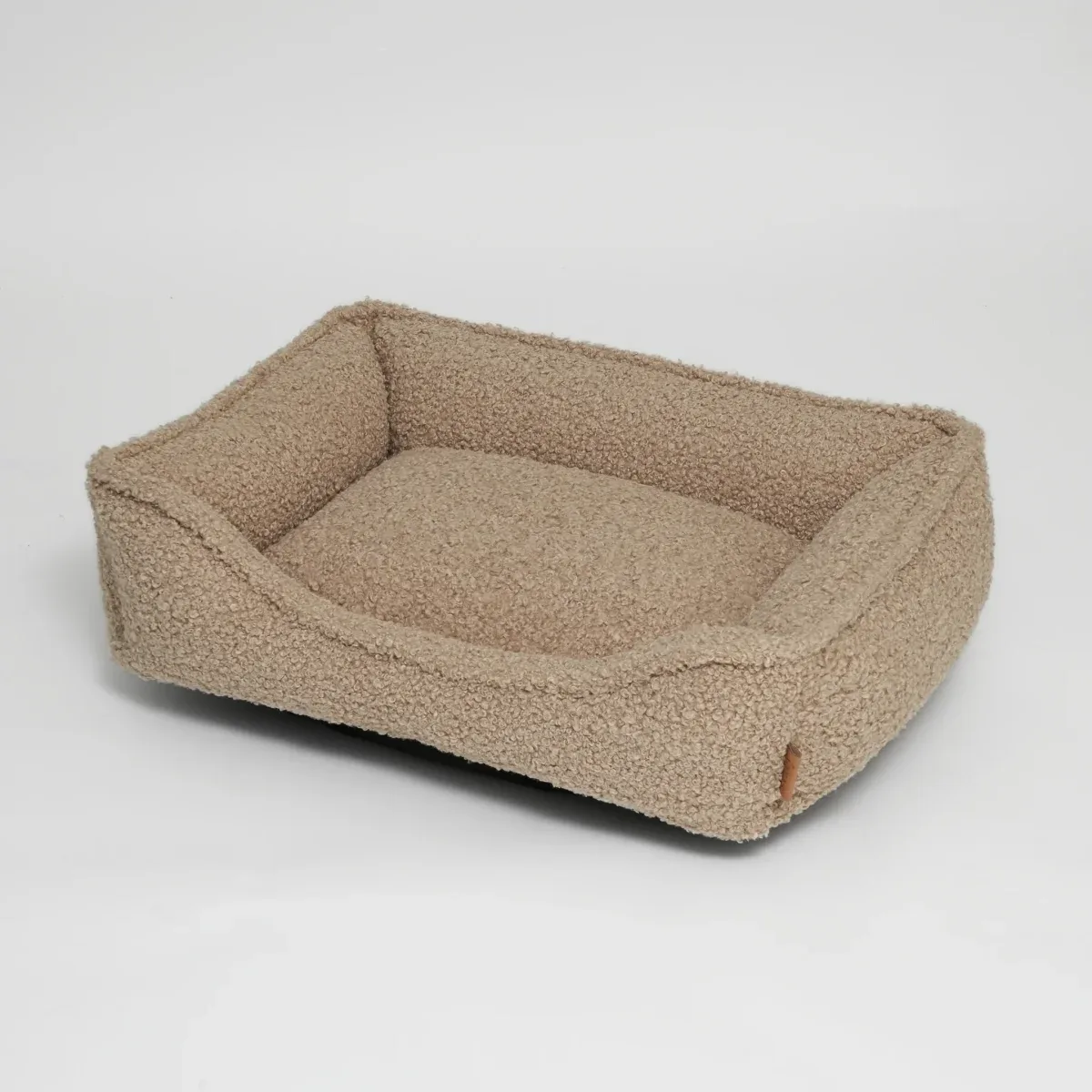Staey – Tora Hundeseng, Sand Curly
